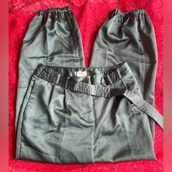 Maeve size 6 green parachute pants in excellent worn condition! - Picture 7 of 10